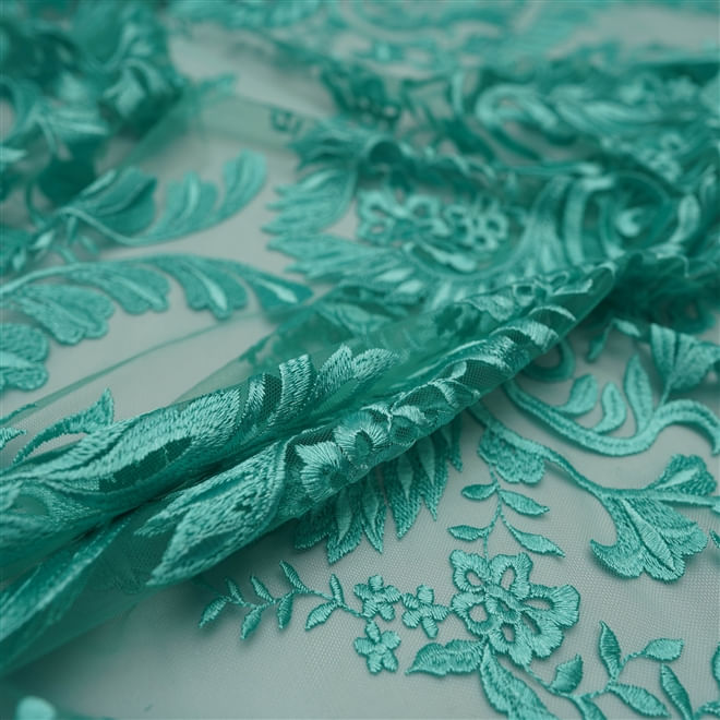 Tecido renda tule bordado arabesco floral verde