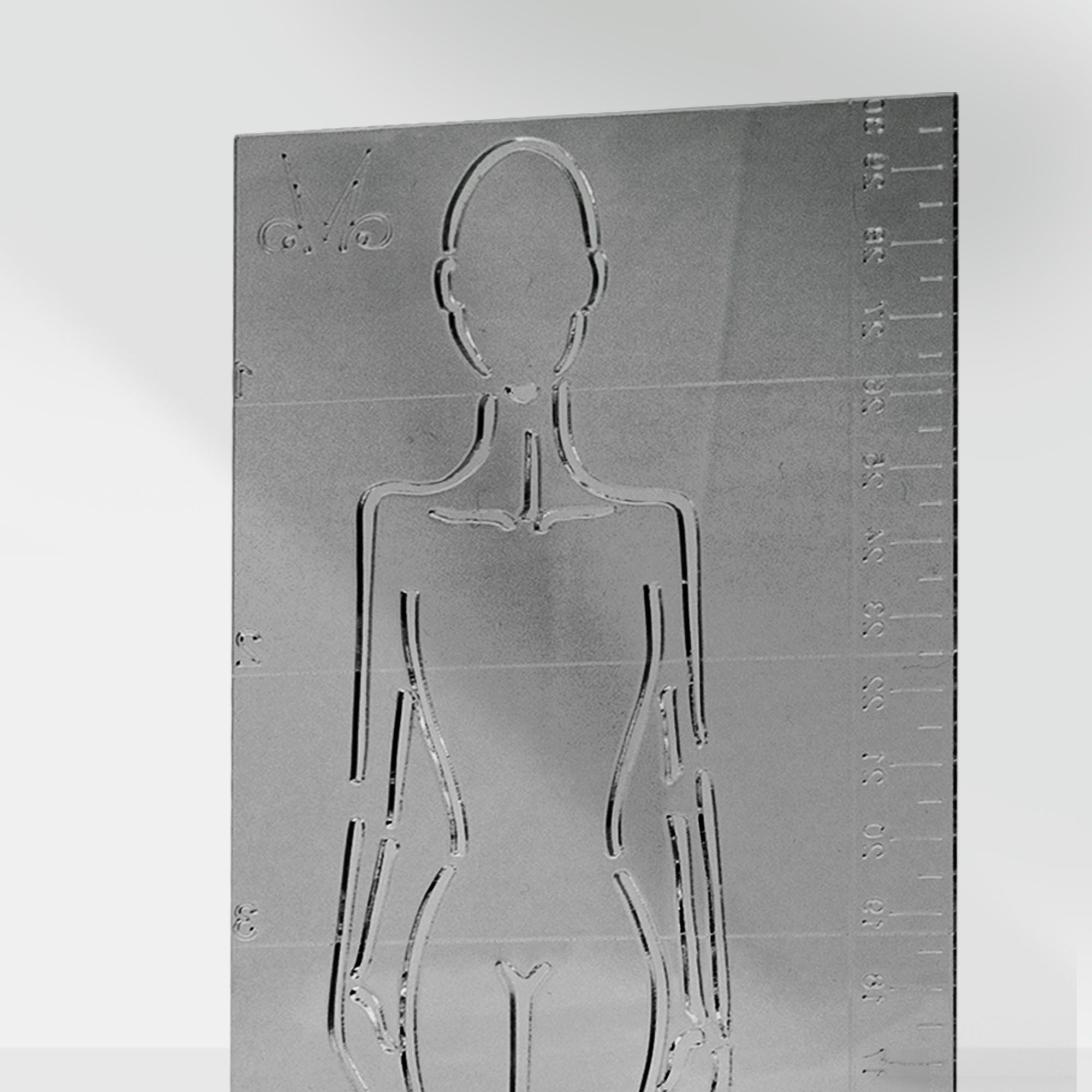 Reguas-croqui-desenho-de-moda-Kit-com-3-unidades-corpo-feminino-articulado-by-Valmir-Pazeto-Foto3